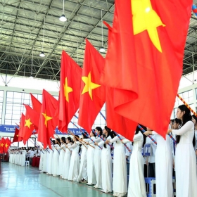 Phú Thọ: Gần 1 triệu học sinh nô nức đến trường khai giảng năm học mới 2025-2026