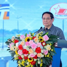 Thủ tướng Chính Phủ Phạm Minh Chính dự lễ thông xe cầu Phong Châu tỉnh Phú Thọ