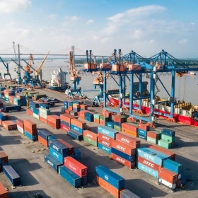 Từ cảng biển đến đô thị logistics quốc tế: Thâm Quyến, Singapore và diện mạo Hải Phòng
