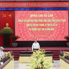 Vươn lên thành một cực tăng trưởng quan trọng của khu vực Trung Trung Bộ