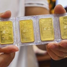 Giá vàng trong nước lập đỉnh mới, triển vọng vẫn còn dư địa tăng