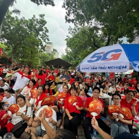 MobiFone phủ sóng mạnh mẽ, tiếp sức người dân Thủ đô trong dịp Đại lễ 2/9