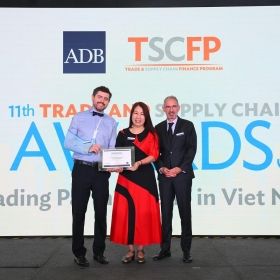 Lập cú đúp giải thưởng từ ADB, TPBank ghi dấu ấn trên bản đồ tài trợ thương mại toàn cầu