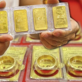 Giá vàng đồng loạt lao dốc chiều 18/11: SJC về 149,3 triệu, vàng nhẫn Bảo tín Mạnh hải còn 149,5 triệu