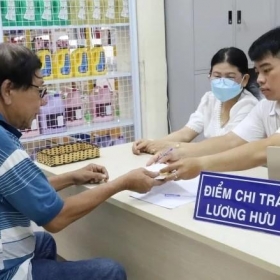 Chính phủ yêu cầu triển khai chi trả lương hưu và các loại trợ cấp