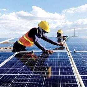 Bộ Công Thương đề xuất mua điện mặt trời mái nhà giá 671 đồng/kWh