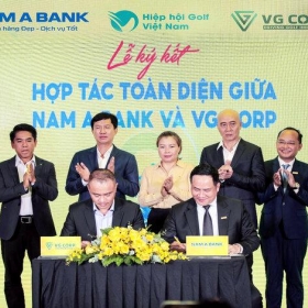 Ngân hàng đẩy mạnh hợp tác, nâng tầm golf Việt