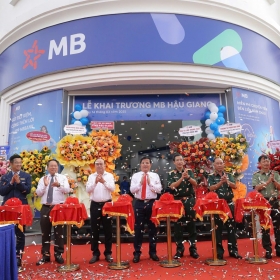 MB khai trương chi nhánh Hậu Giang, thúc đẩy tài chính số tại Đồng bằng sông Cửu Long