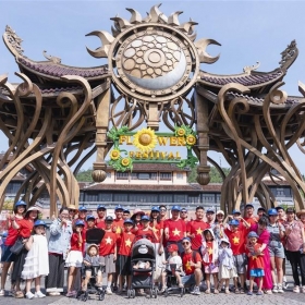 Hàng chục ngàn du khách ghé thăm Sun World Ba Na Hills trong hai ngày đầu nghỉ lễ 30/4