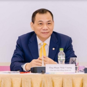 Ông Phạm Nhật Vượng rót hơn 10.000 tỷ đồng vào VinSpeed và VinEnergo