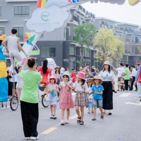 Sống lại tuổi thơ cùng “Lễ hội mùa hè Eco Central Park 2025”