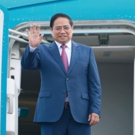 Thủ tướng Phạm Minh Chính tới Thiên Tân bắt đầu tham dự Hội nghị WEF 16 Thiên Tân và làm việc tại Trung Quốc