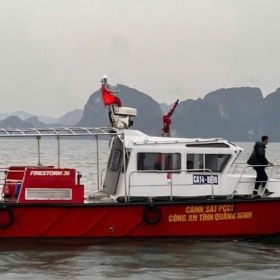 Thủ tướng Chính phủ chỉ đạo khắc phục hậu quả vụ lật tàu du lịch tại Quảng Ninh