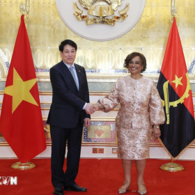 Chủ tịch nước Lương Cường hội kiến Chủ tịch Quốc hội Angola Carolina Cerqueira