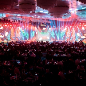 Hơn 1.000 nhà đầu tư tìm hiểu căn hộ định hướng 6 sao Sun Group Cầu Giấy