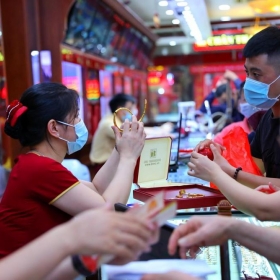 Chính phủ yêu cầu đưa giao dịch mua bán vàng vào diện chịu thuế thu nhập cá nhân