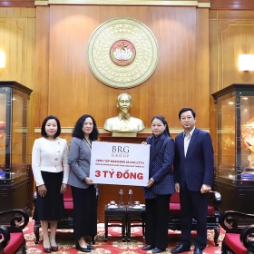 Tập đoàn BRG và Ngân hàng SeABank trao 5 tỷ đồng ủng hộ đồng bào khắc phục hậu quả thiên tai