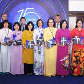 Kỷ niệm 15 năm giải thưởng khoa học L’Oréal - UNESCO dành cho phụ nữ trong khoa học tại Việt Nam
