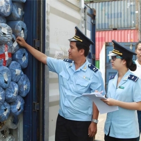 11 tháng đầu năm 2024, tổng trị giá XNK hàng hóa của Việt Nam đạt 715,55 tỷ USD