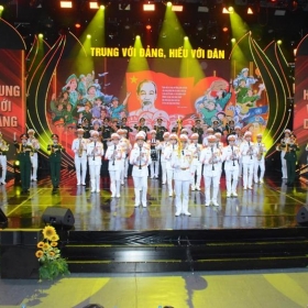 Chương trình nghệ thuật chính luận “Trung với Đảng, hiếu với dân”