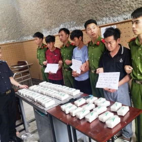 Điện Biên triệt phá vụ vận chuyển trái phép 17 bánh ma túy tổng hợp