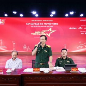“Dưới cờ vinh quang” – Chương trình nghệ thuật chính luận tôn vinh Bộ đội Cụ Hồ