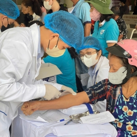 Hơn 1.200 người dân Cần Thơ được sàng lọc bệnh tim mạch, thận mạn và chuyển hóa