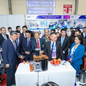 Khai mạc Triển lãm Quốc tế Điện tử và Thiết bị thông minh Việt Nam 2025