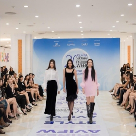 Ngày thứ hai casting AVIFW Thu Đông 2025: ‘Nóng rực’ với dàn giám khảo đình đám