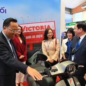 Khai mạc Hội chợ Triển lãm thiết bị tiết kiệm năng lượng và chuyển đổi xanh 2025