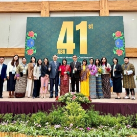 Nâng cao năng lực cạnh tranh và vị thế, uy tín quốc tế của Agribank