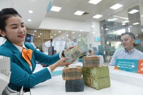 Lãi suất ngân hàng vượt ngưỡng 9%
