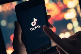 TikTok cán mốc 10 tỷ USD về chi tiêu của người dùng, xếp “chung mâm” với loạt ứng dụng game