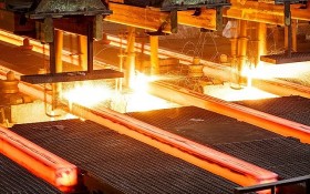 “Ông lớn” Hòa Phát “gánh team” đưa lợi nhuận ngành thép tiếp đà phục hồi