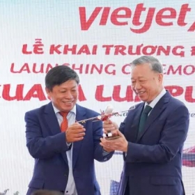 Bản tin kinh tế - tài chính ngày 24/11: Vietjet khai trương đường bay Hà Nội - Kuala Lumpur, tăng cường kết nối khu vực ASEAN