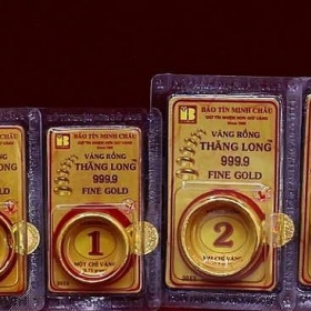 Giá vàng hôm nay 17/11: Vàng nhẫn Bảo Tín Minh Châu tiếp tục giảm mạnh