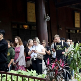 Du lịch các tỉnh Ninh Bình, Thanh Hóa, Nghệ An 'bội thu' dịp Tết Nguyên đán