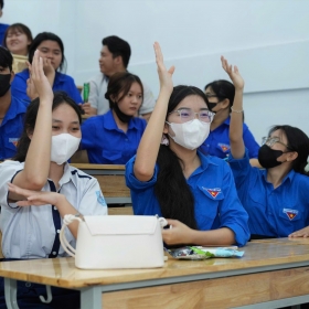 Thúc đẩy sự tham gia của nữ giới trong các lĩnh vực STEM