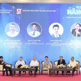 Đầu tư phát triển năng lượng hướng tới mục tiêu tăng trưởng kinh tế cao và bền vững