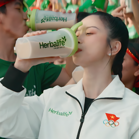 Herbalife ra mắt video âm nhạc “Tiếp Lửa Vinh Quang”