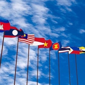 Ngày hội văn hóa hữu nghị 'Sắc màu ASEAN'