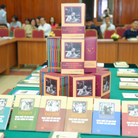 Tọa đàm và ra mắt các tác phẩm mới xuất bản của GS.TS Đinh Xuân Dũng và các cộng sự