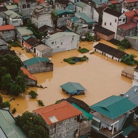 Thủ tướng chỉ đạo tập trung ứng phó lũ lớn, đảm bảo an toàn đê điều