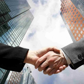 Vốn ngoại rót vào thị trường bất động sản tăng chậm lại sau khi ông Trump tính áp thuế 46% với Việt Nam