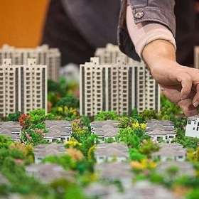 Mỗi tháng có hơn 400 doanh nghiệp bất động sản mới chào thị trường