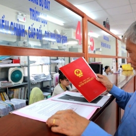 Thủ tướng giao 2 bộ cử cán bộ xuống cơ sở tháo gỡ khó khăn về đất đai, cấp sổ đỏ cho người dân