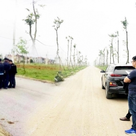 Giá đất nền tiếp tục tăng với hơn 122.000 giao dịch được “sang tay” hậu sốt nóng theo sóng sáp nhập