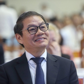 CEO gắn bó với THACO 20 năm xin nghỉ, ông Trần Bá Dương quay lại ngồi… “ghế nóng”