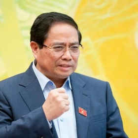 Thủ tướng yêu cầu kiểm soát chặt thị trường vàng và chứng khoán