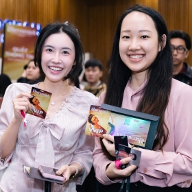 Fan đổ về Ocean City check in G-Dragon 25 World Tour [Übermensch] in Hanoi, háo hức chờ concert lịch sử